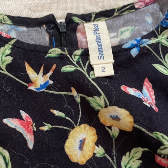 Samantha Pleet Floral Flutter Sleeve Dress - Picture 4 of 9